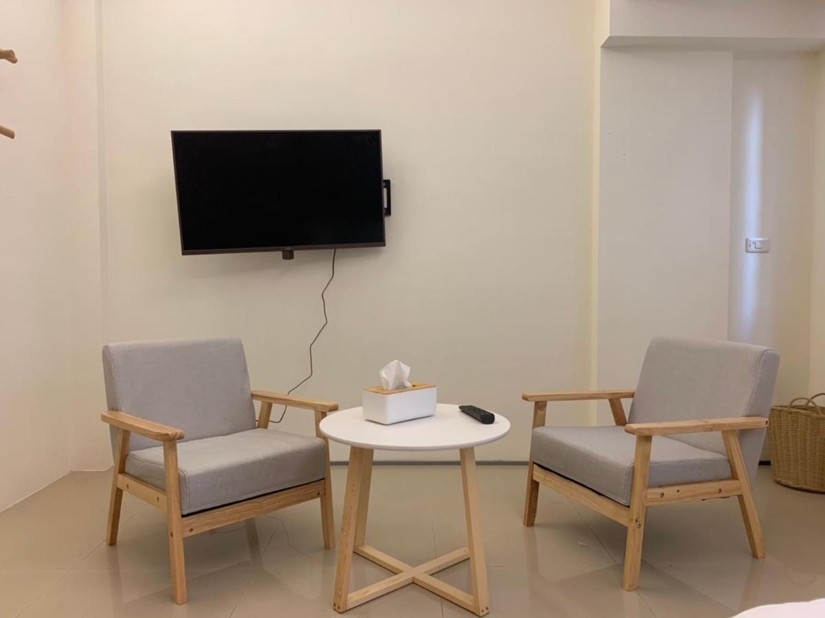 Light Luxury Apartment Apartment T'ai-tung Zewnętrze zdjęcie