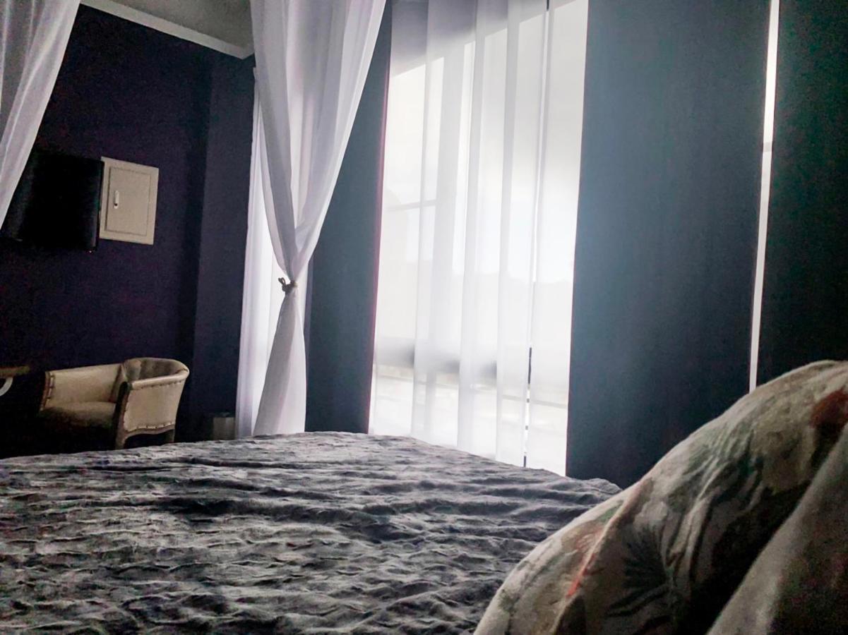 Light Luxury Apartment Apartment T'ai-tung Zewnętrze zdjęcie